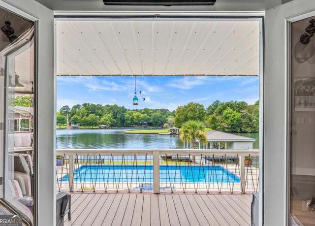 Property at 235 South Spring Rd, Eatonton, GA 31024, 6 beds, 4.5 baths