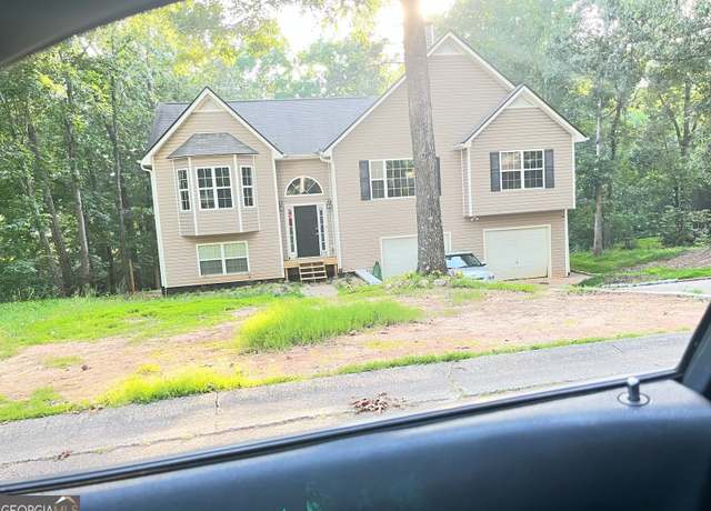 Property at 4619 S Seminole Dr, Douglasville, GA 30135, 3 beds, 3 baths