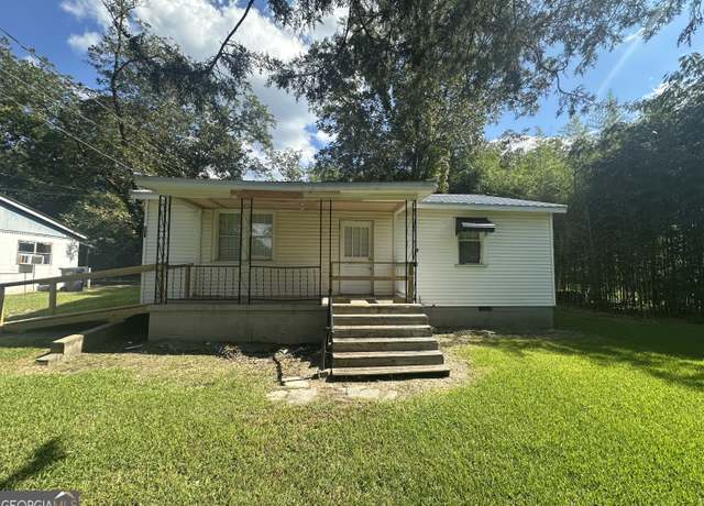 Property at 261 Linda Dr NE, Milledgeville, GA 31061, 2 beds, 1 bath
