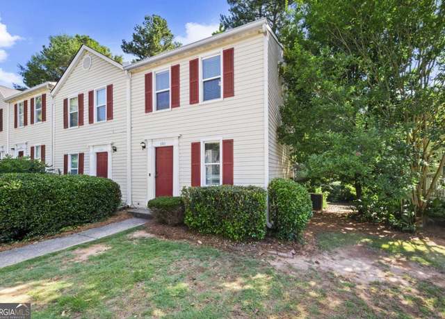 Property at 3371 Spring Harbour Dr, Atlanta, GA 30340, 2 beds, 2.5 baths