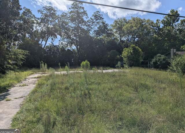 Property at 4230 Pinedale Dr, Macon, GA 31206