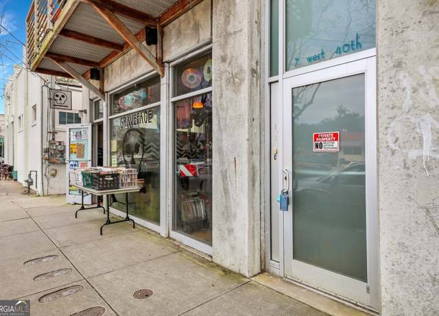 Property at 7 W 40th St, Savannah, GA 31401, 2 beds, 1.5 baths
