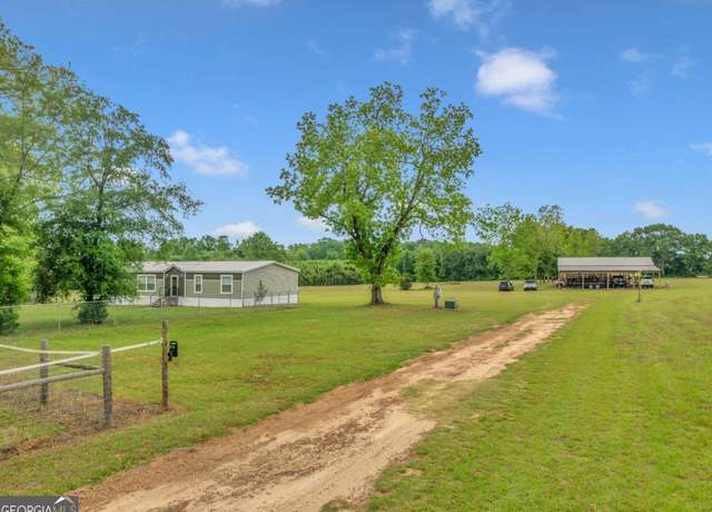 Property at 712 Rw Jones Rd, Leslie, GA 31764, 4 beds, 2 baths