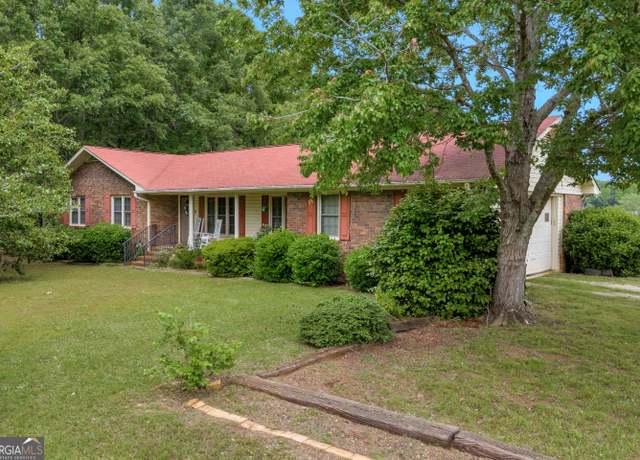 Property at 1311 Delia Dr, Elberton, GA 30635, 3 beds, 2 baths