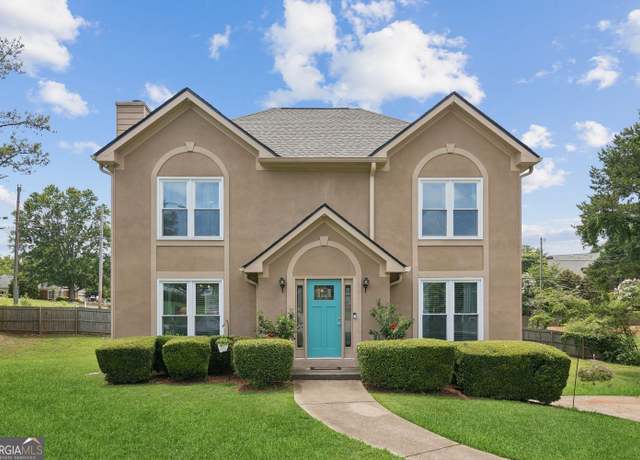 Property at 1850 Thomas Dr NE, Marietta, GA 30066, 3 beds, 2.5 baths