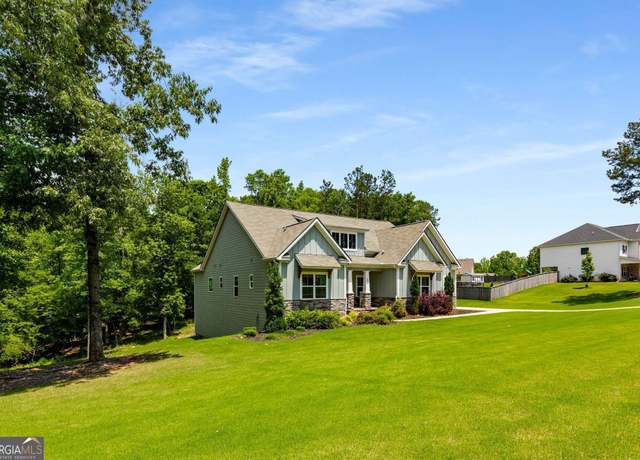 Property at 30 Hollyhock Ln, Covington, GA 30014, 4 beds, 3.5 baths