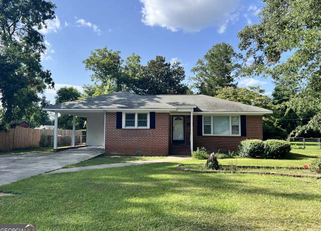 Property at 104 Briardale Ave, Warner Robins, GA 31093, 3 beds, 1.5 baths