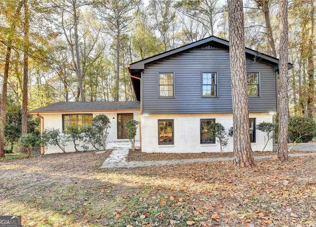 Property at 2887 Hickory Ln, Snellville, GA 30078, 4 beds, 3 baths