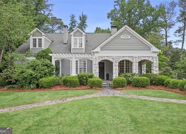 Property at 635 Wilson Rd NW, Atlanta, GA 30318, 3 beds, 3.5 baths