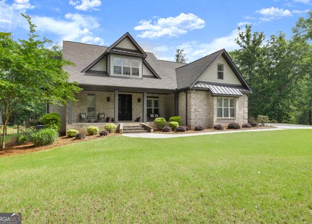 Property at 106 Chase Ln, Forsyth, GA 31029, 4 beds, 4.5 baths