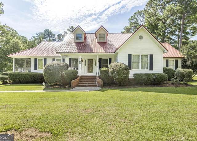 Property at 168 Woodland Heights Rd, Dublin, GA 31021, 3 beds, 2.5 baths