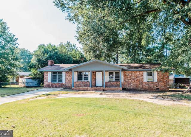 Property at 500 Northside Dr, Warner Robins, GA 31093, 4 beds, 1.5 baths