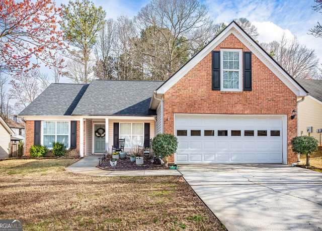 Property at 10 Horizon Hl, Newnan, GA 30265, 4 beds, 2.5 baths