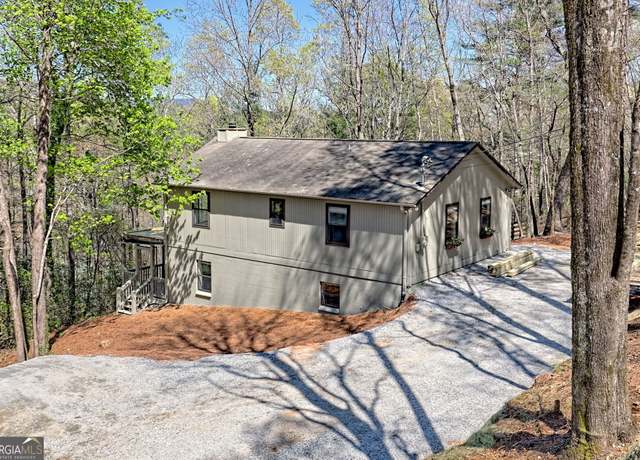 Property at 38 Smoky Ridge Ln, Tiger, GA 30576, 3 beds, 2 baths