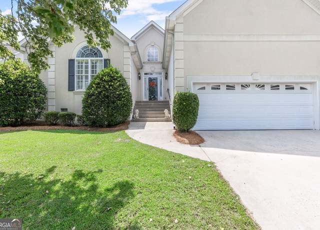 Property at 617 Lokchapee Rdg, Macon, GA 31210, 3 beds, 2.5 baths