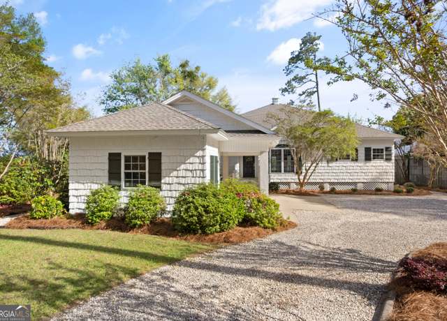 Property at 2091 Juliention Dr NE, Townsend, GA 31331, 3 beds, 2 baths
