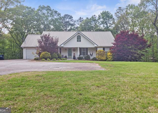 Property at 513 S Red Rock Rd, Toccoa, GA 30577, 5 beds, 3 baths
