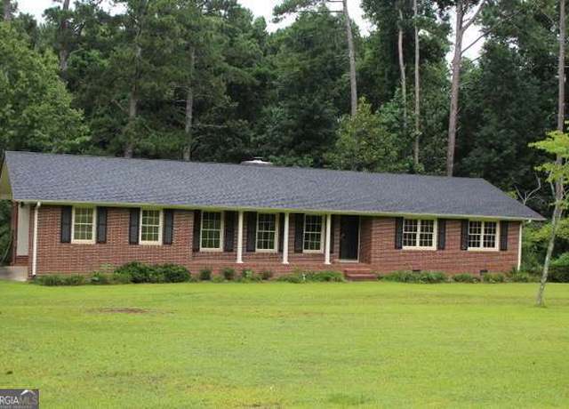 Property at 2923 Steele Rd, Griffin, GA 30223, 3 beds, 2 baths