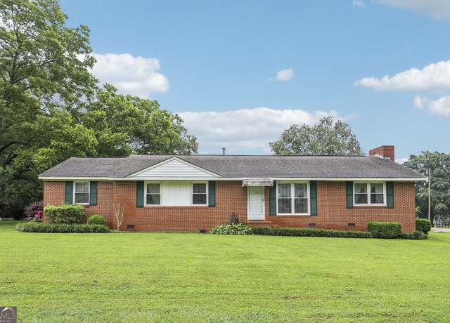 Property at 289 Hilton St, Monticello, GA 31064, 3 beds, 2 baths