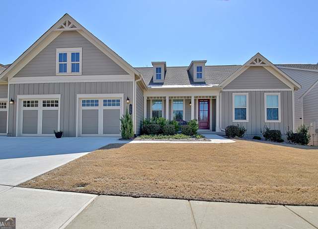 Property at 135 Red Maple Dr, Peachtree City, GA 30269, 3 beds, 2.5 baths