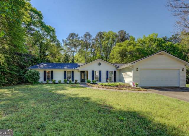 Property at 2340 Rolling Acres Dr SW, Conyers, GA 30094, 3 beds, 2 baths