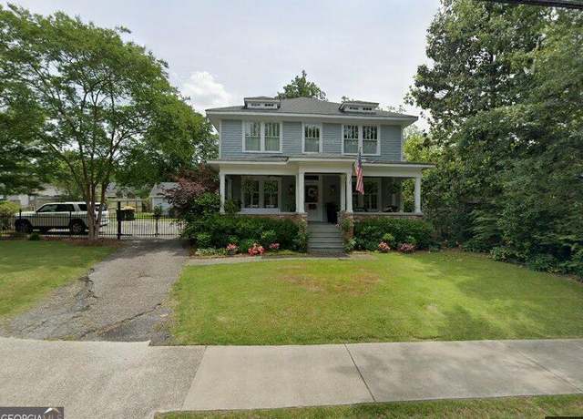 Property at 65 College St, Newnan, GA 30263, 5 beds, 3.5 baths