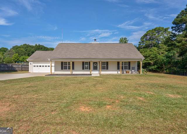 Property at 1670 Gratis Rd NW, Monroe, GA 30656, 3 beds, 2 baths