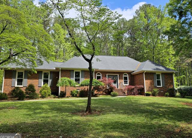 Property at 170 Royal Ridge Way, Fayetteville, GA 30215, 3 beds, 2 baths