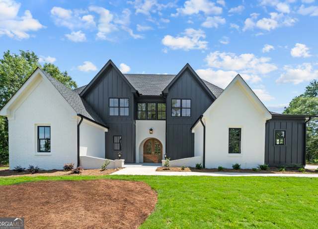 Property at 205 Eagles Way, Eatonton, GA 31024, 5 beds, 5 baths
