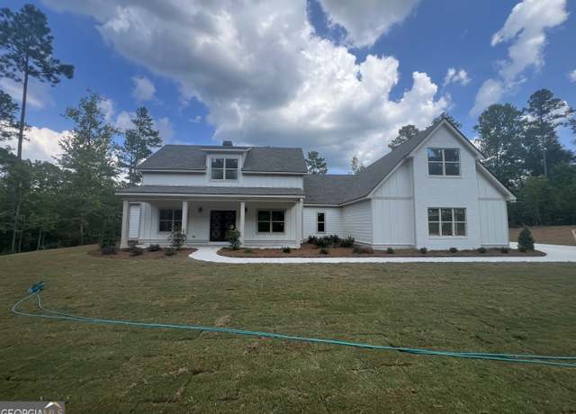 Property at 50 Daisy Harris Rd, Senoia, GA 30276, 5 beds, 3.5 baths