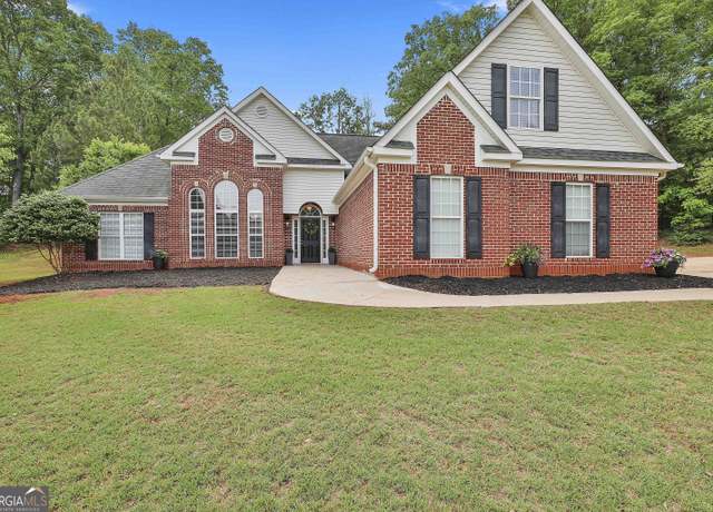Property at 215 Murphy Creek Ln, Fayetteville, GA 30215, 4 beds, 3 baths