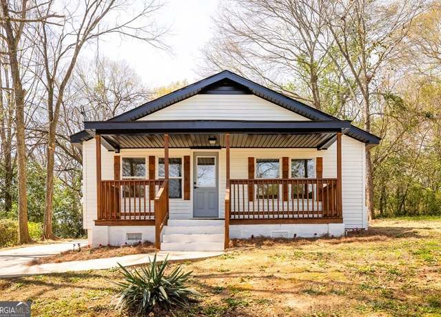 Property at 108 Dover Pl, Opelika, AL 36801, 3 beds, 2 baths