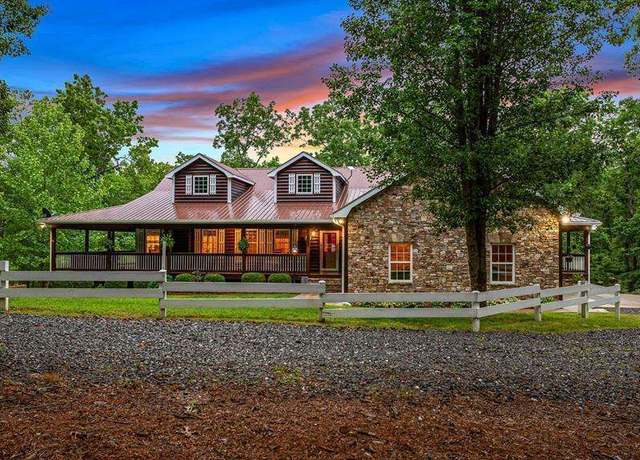 Property at 608 Pine Pass Cir, Mineral Bluff, GA 30559, 5 beds, 3.5 baths