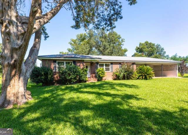 Property at 4190 Church Street Ext, Waycross, GA 31503, 3 beds, 2 baths