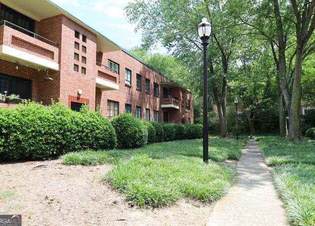 Property at 1381 NE Normandy Dr NE #4, Atlanta, GA 30306, 2 beds, 1 bath