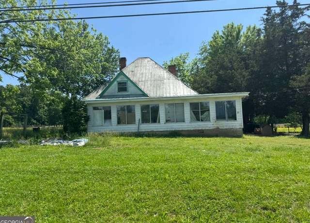 Property at 391 Rudy York Rd NW, Cartersville, GA 30121, 3 beds, 1 bath