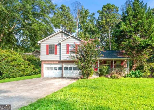 Property at 5222 Biffle Rd, Stone Mountain, GA 30088, 3 beds, 2.5 baths