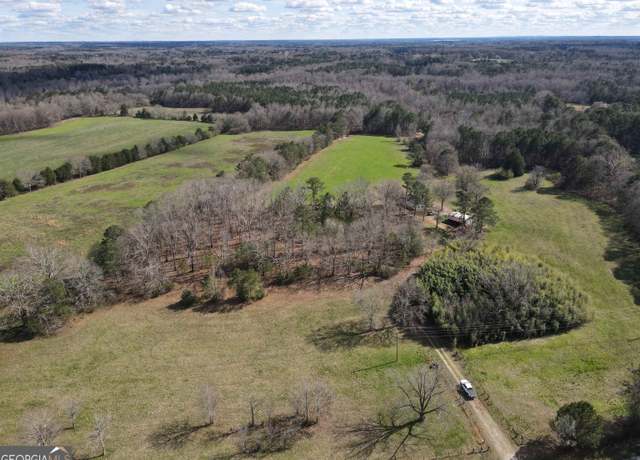 Property at 560 Coan Dr, Locust Grove, GA 30248