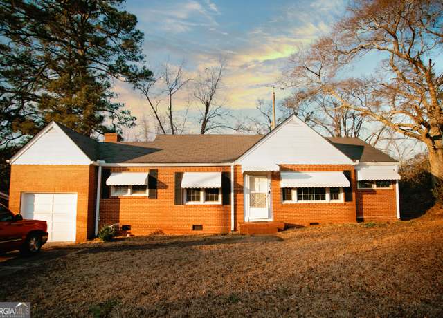 Property at 603 E Main St, Thomaston, GA 30286, 2 beds, 2 baths