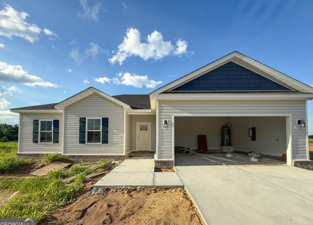 Property at 203 Aunt Bee Blvd, Statesboro, GA 30458, 3 beds, 2 baths