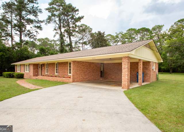 Property at 2775 Seminole Trl, Waycross, GA 31503, 3 beds, 2 baths