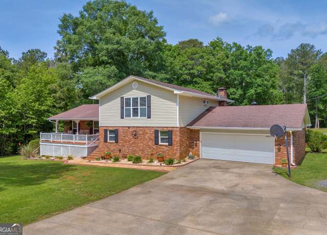 Property at 6023 Highway 20 S, Covington, GA 30016, 4 beds, 3 baths