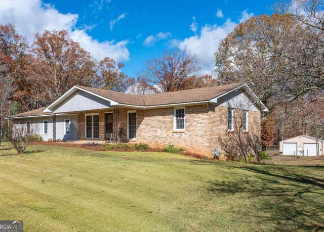 Property at 34 Oakmont Dr, Jasper, GA 30143, 3 beds, 2 baths