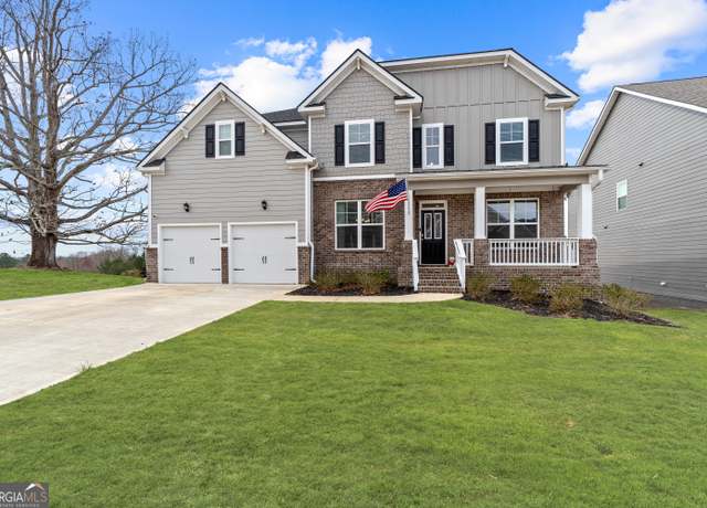 Property at 1101 Hawthorne Cir, Madison, GA 30650, 5 beds, 3 baths