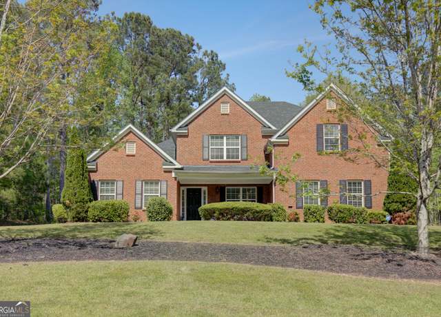 Property at 49 Bantry Park Dr, Newnan, GA 30263, 4 beds, 2.5 baths