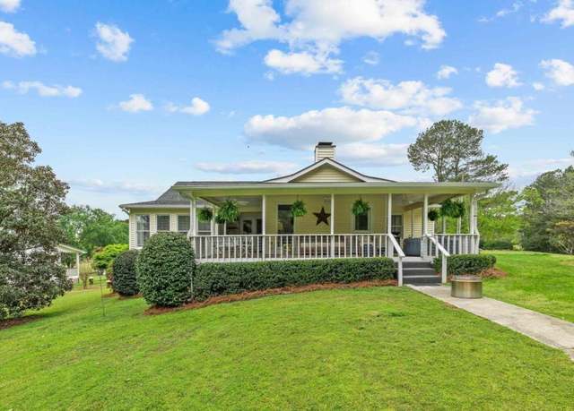 Property at 1021 Twin Rivers Ln, Greensboro, GA 30642, 4 beds, 4 baths
