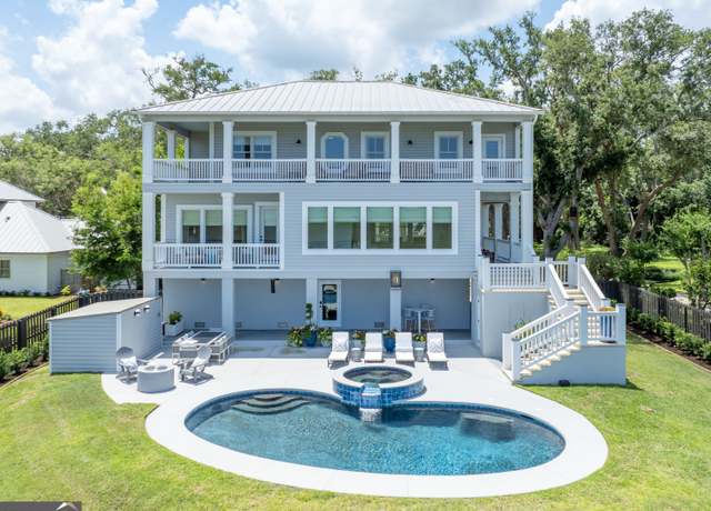 Property at 50 Frederica Oaks Ln, St. Simons, GA 31522, 6 beds, 6 baths
