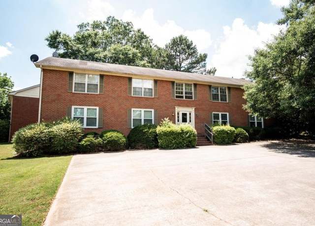 Property at 114 Barrington Dr #3, Athens, GA 30605, 2 beds, 2 baths