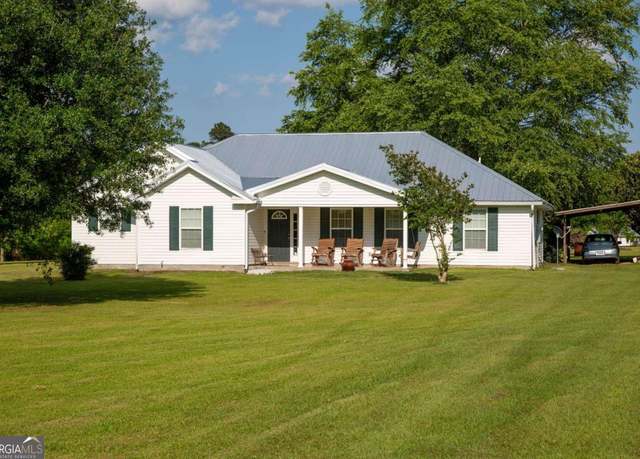 Property at 1351 Old Screven Rd, Jesup, GA 31545, 3 beds, 2.5 baths