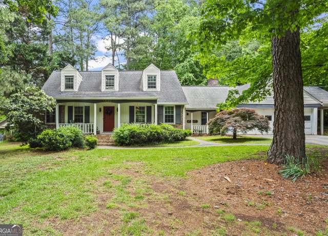 Property at 1680 Huntington Dr, Marietta, GA 30066, 3 beds, 2 baths